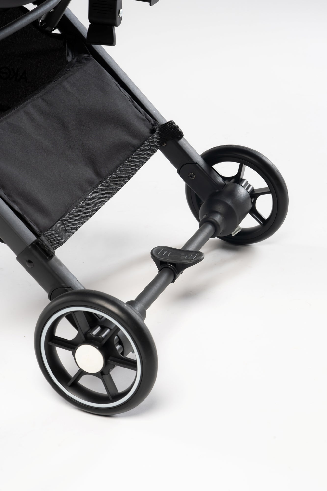 [ONLINE EXCLUSIVE] Akeeva X Evenflo Lightweight Travel Stroller (Pollux)