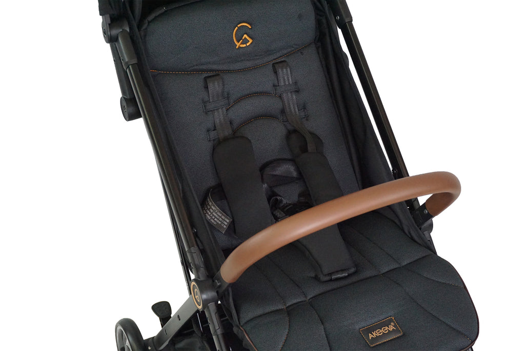 Akeeva Self-Fold Travel Stroller (I-fold)