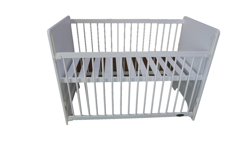 Akeeva Luxury Wooden Crib (Quill)
