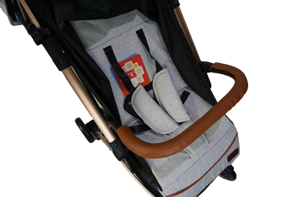 [ONLINE EXCLUSIVE] Akeeva X Evenflo Travel Stroller (Esmio Gold)